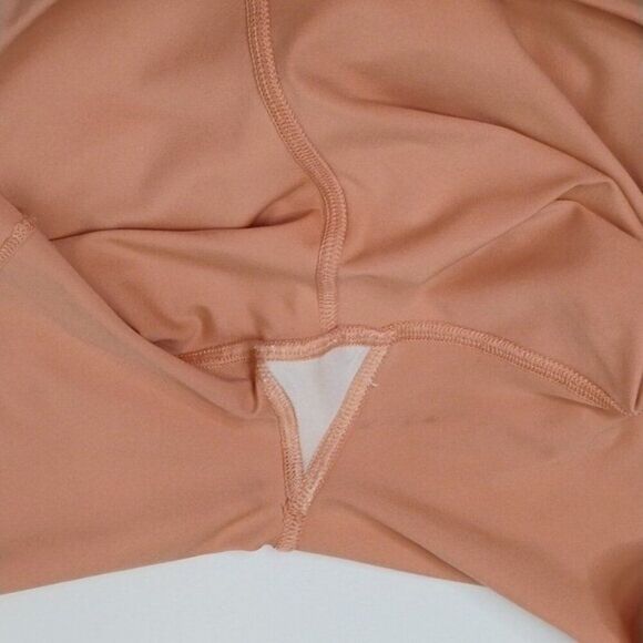 Nike Skirt Peach Pleated Sides Attached Shorts size Medium - Picture 9 of 16